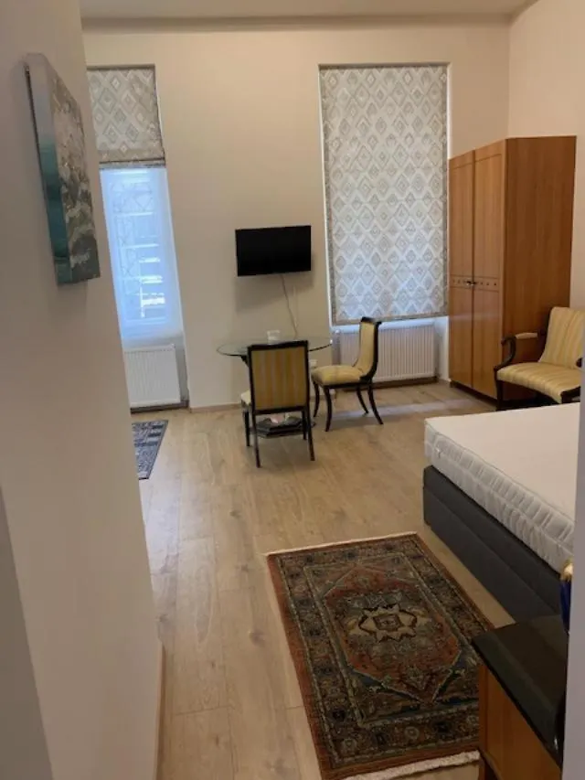 Budapest City Apartments For Groups Hungary